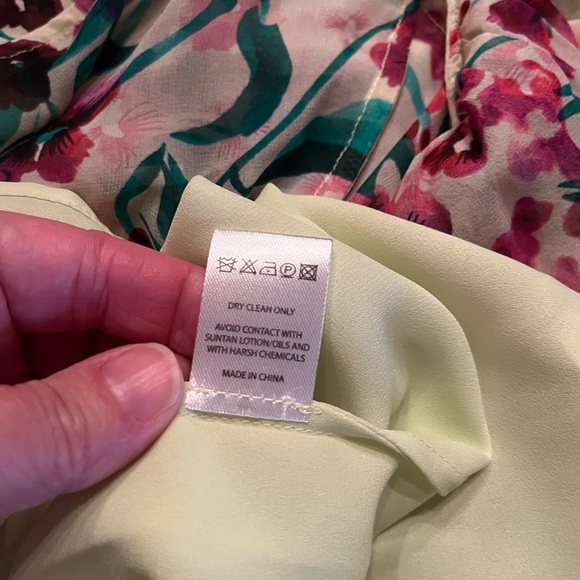 NWT SALONI- Pixie Dress- Silk Georgette in Canary Blossom. Size 2 - Picture 7 of 8